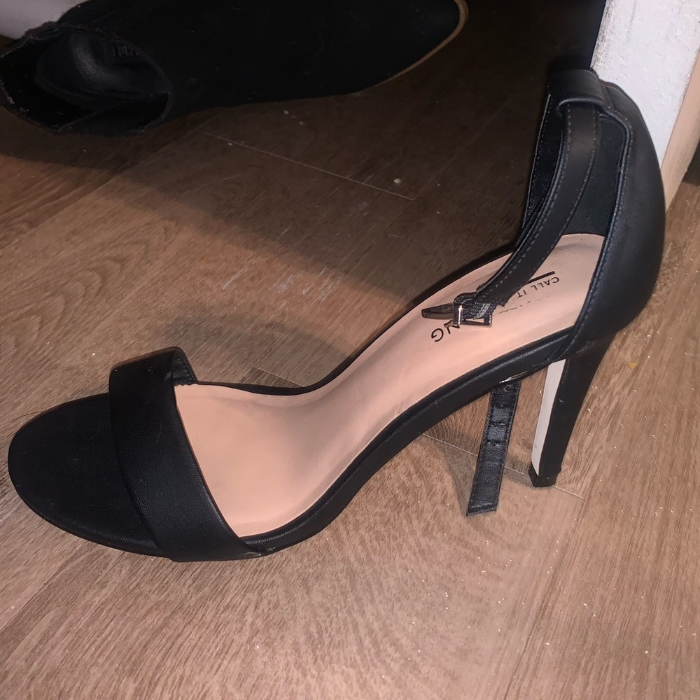 Black matte heels
